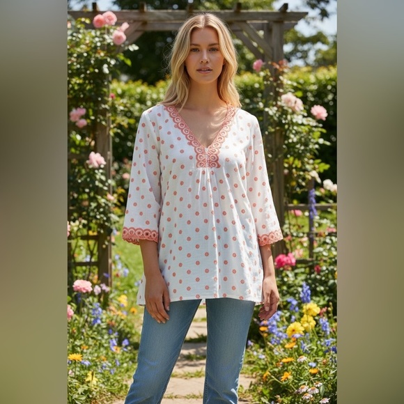 Robert Graham Tops - Robert Graham Floral Tunic Brandy Apricot and White Eyelet Embroidery Size M